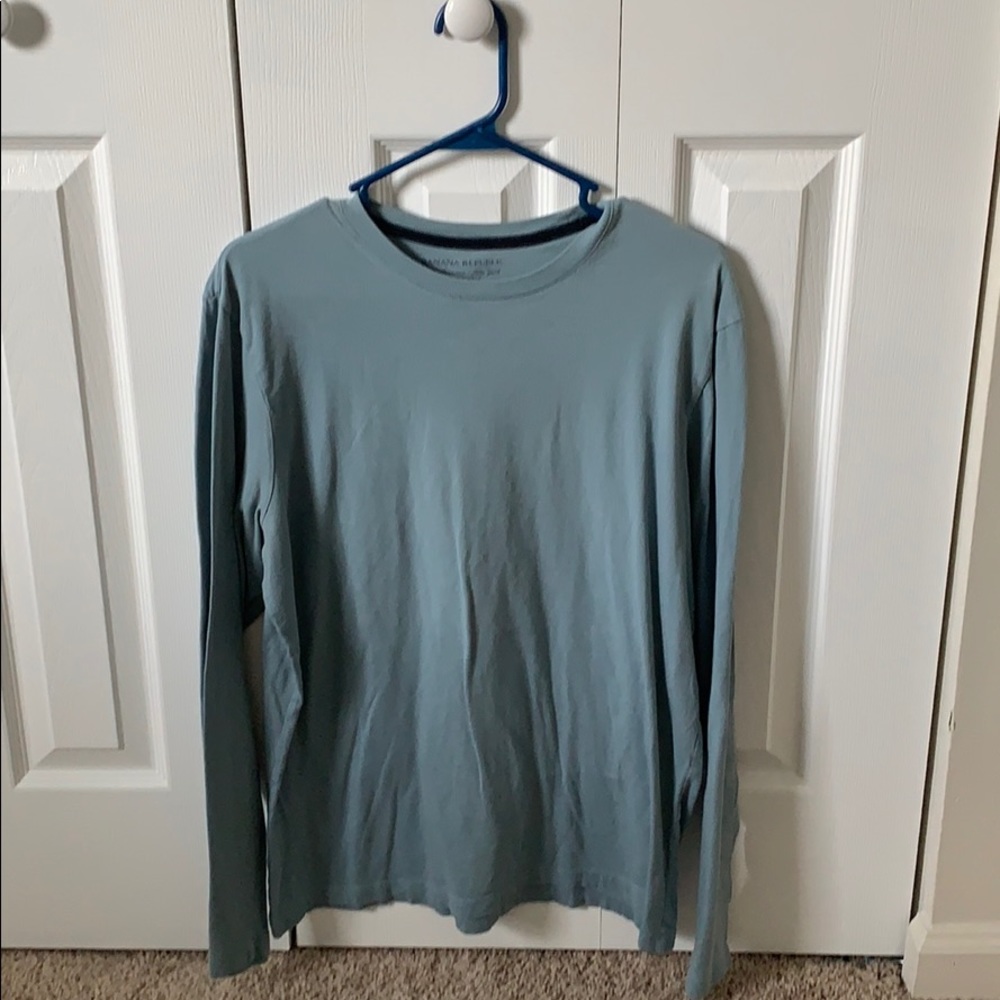 Banana Republic Long Sleeve Tshirt